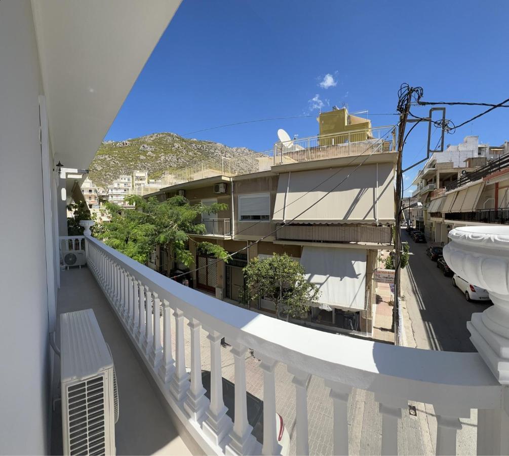 Kontis' Deluxe Furnished Apartment Λουτράκι Εξωτερικό φωτογραφία