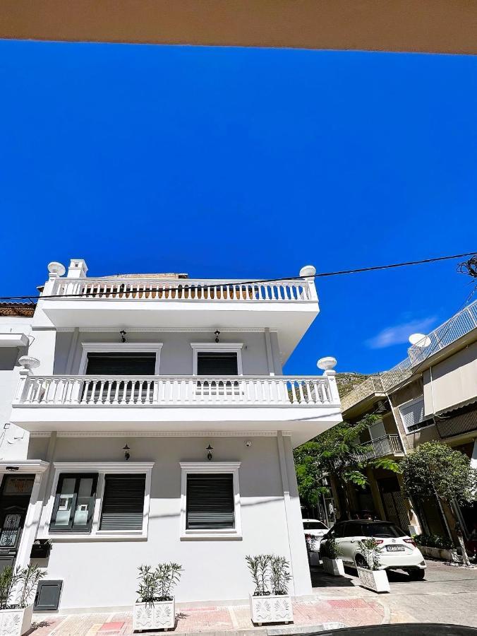 Kontis' Deluxe Furnished Apartment Λουτράκι Εξωτερικό φωτογραφία